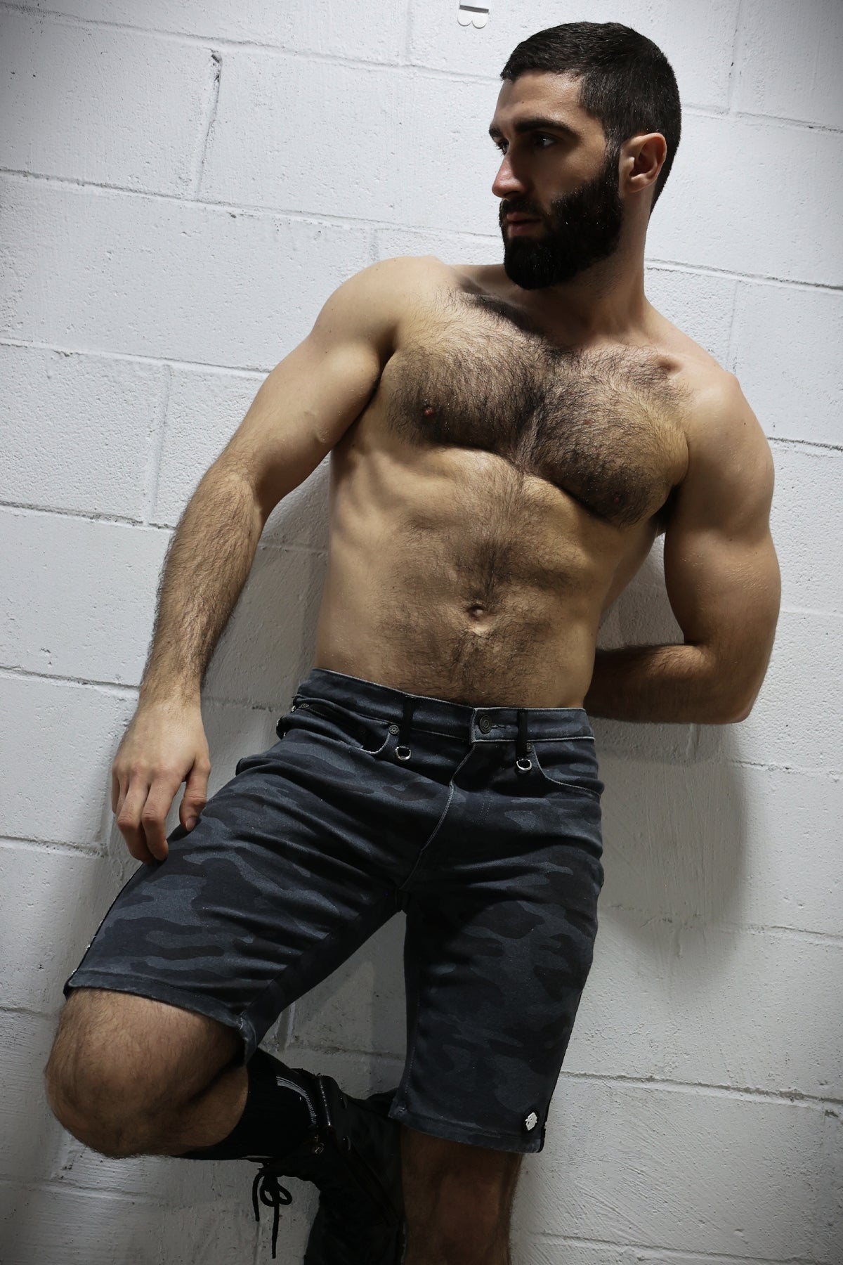 Stud Shorts - Breedwell