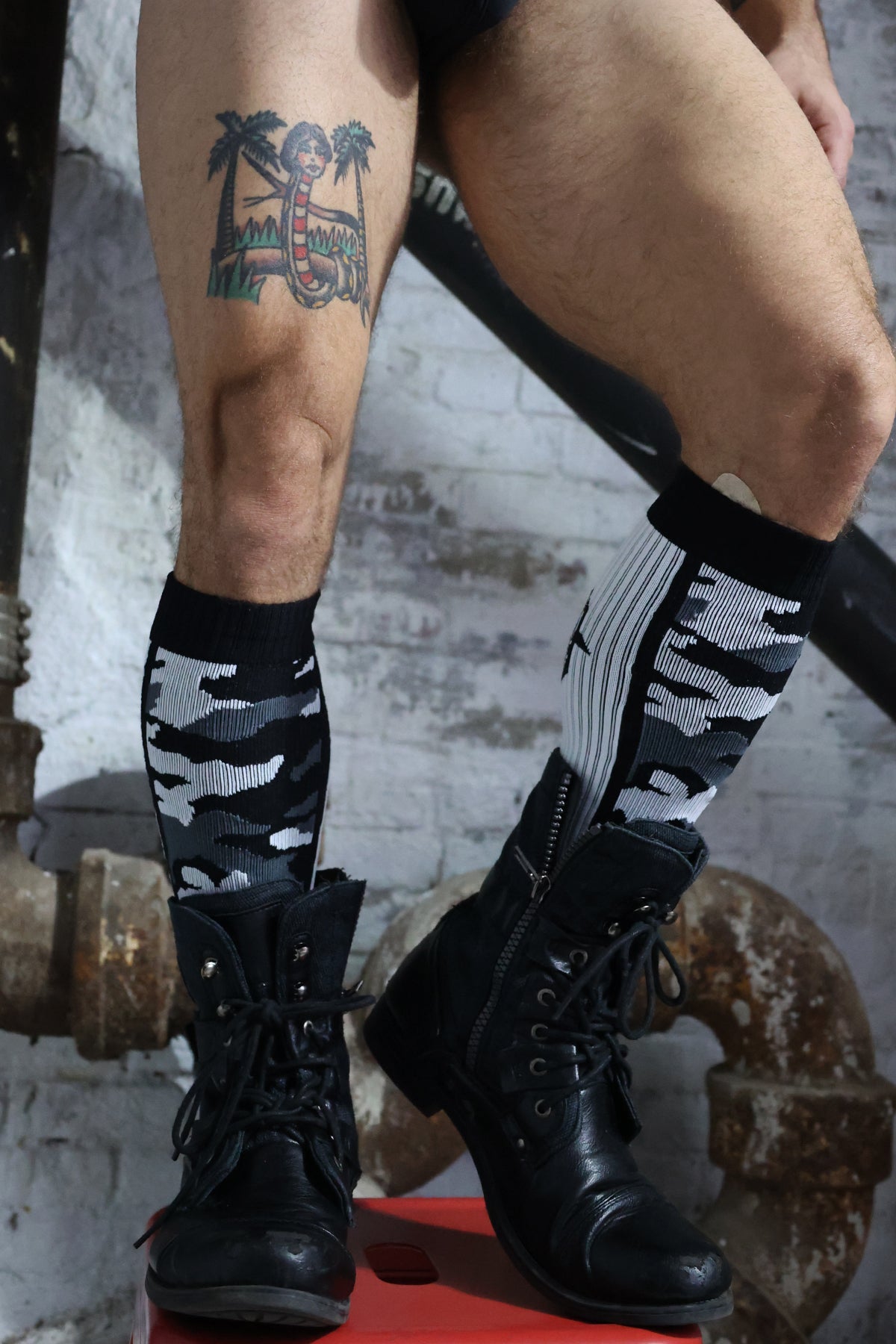 Neo Camo Socks - Breedwell