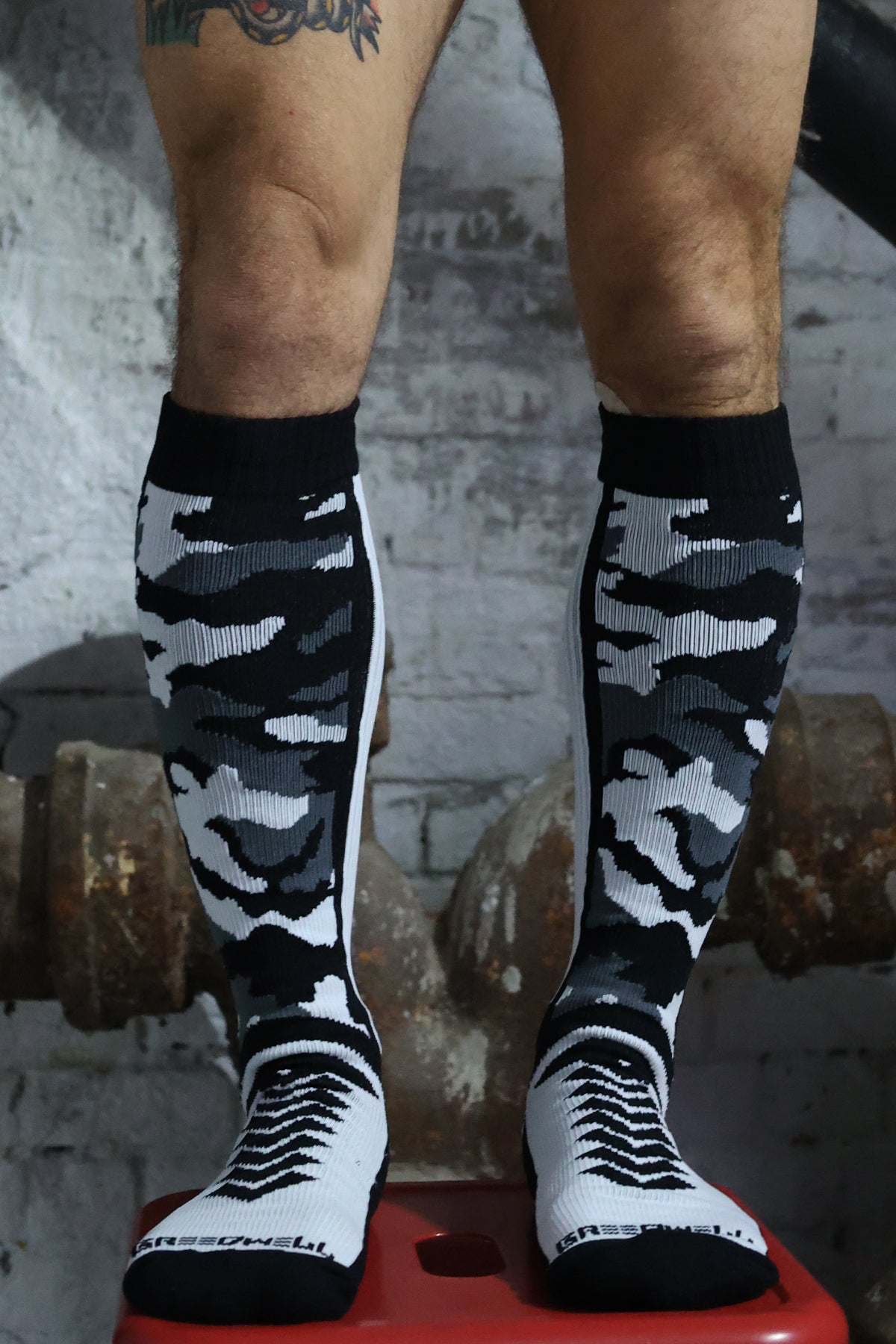 Neo Camo Socks - Breedwell